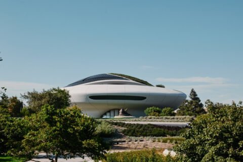 What Is ‘Narrative Art’? The Lucas Museum Finally Shows Us Its Vision.