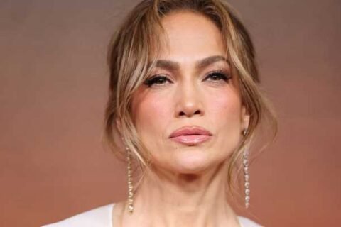 Jennifer Lopez reacts to Tucson gay bar shooting