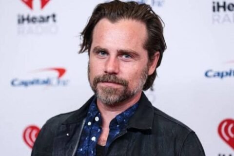 Rider Strong 'embracing the '90s' in his life after leaving 'crazy' habit