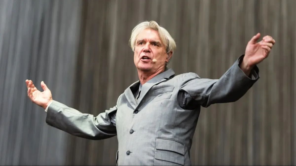 David Byrne Curates a “Celebratory Playlist” Featuring Peso Pluma, Natalia Lafourcade, and More Ahead of His Mexico Tour