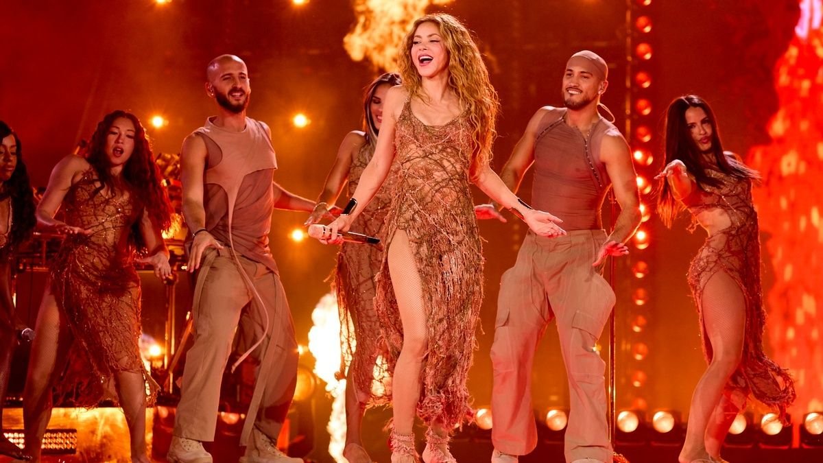 Shakira Kicks Off Madrid Residency With 165,000-Fan Opening Weekend, Laura Pausini, and Setlist Surprises
