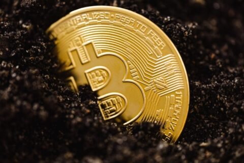 Bitcoin Rebounds to ,000: Why Has Bitcoin Risen to This Key Level, What's Next?