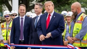 Major US outlets suspend shared Trump coverage in protest at media ban