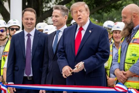 Major US outlets suspend shared Trump coverage in protest at media ban