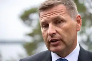Estonia Defence Minister Resigns Over €70 Million Ukraine Munitions Scandal