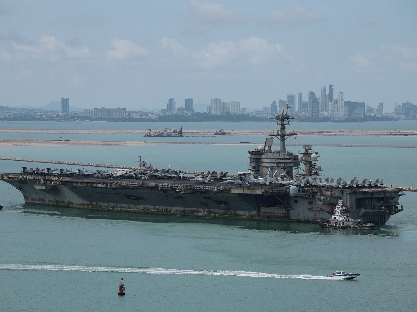USS Abraham Lincoln reaches Thailand after 9 months at sea
