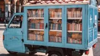 Punjab Plans Classroom-on-Wheels and Library-on-Wheels Projects