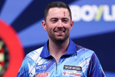 Humphries ready to win another World title – and wants Littler in the final